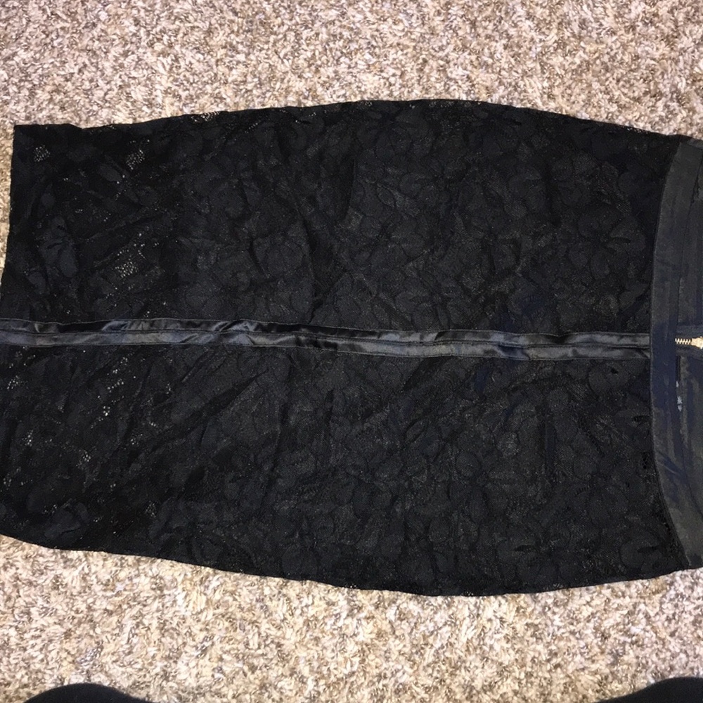 Guess Pencil skirt